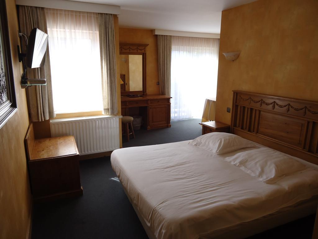 Hotel Manitoba Blankenberge Camera foto